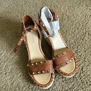 Marc Fisher Kegan Espadrilles